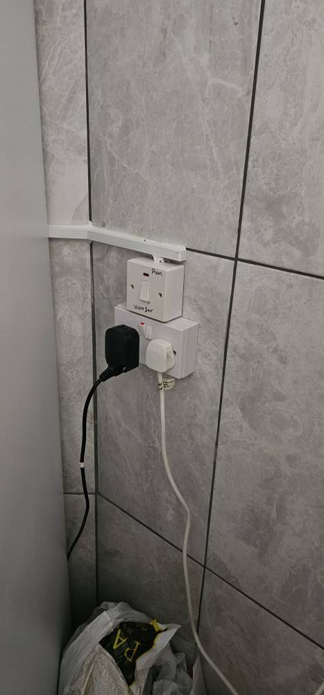 Tazzikli su fişi